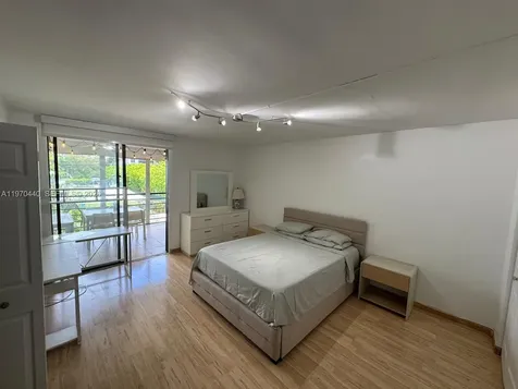 20381 NE 30th Avenue Aventura FL 33180