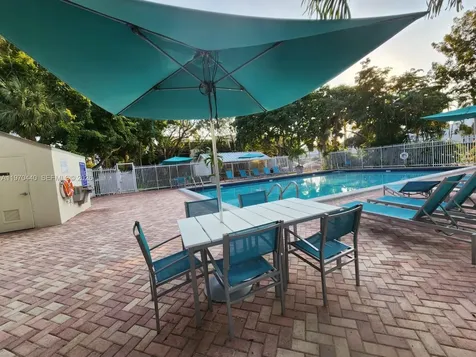 20381 NE 30th Avenue Aventura FL 33180