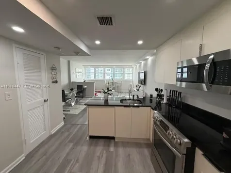 10275 Collins Avenue Surfside FL 33154