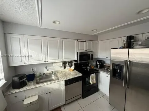 2200 Monroe Street Hollywood FL 33020
