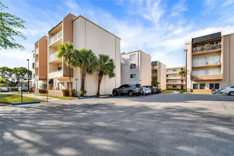 7747 SW 86th Street Miami FL 33143