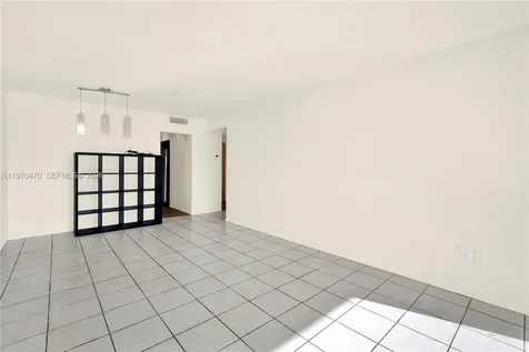 7747 SW 86th Street Miami FL 33143