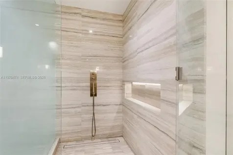 18975 Collins Avenue Sunny Isles Beach FL 33160