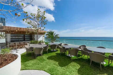 18975 Collins Avenue Sunny Isles Beach FL 33160