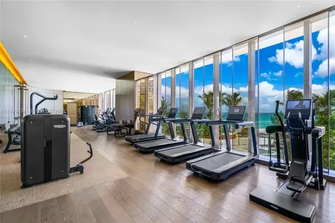 18975 Collins Avenue Sunny Isles Beach FL 33160