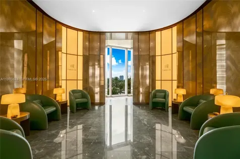 18975 Collins Avenue Sunny Isles Beach FL 33160