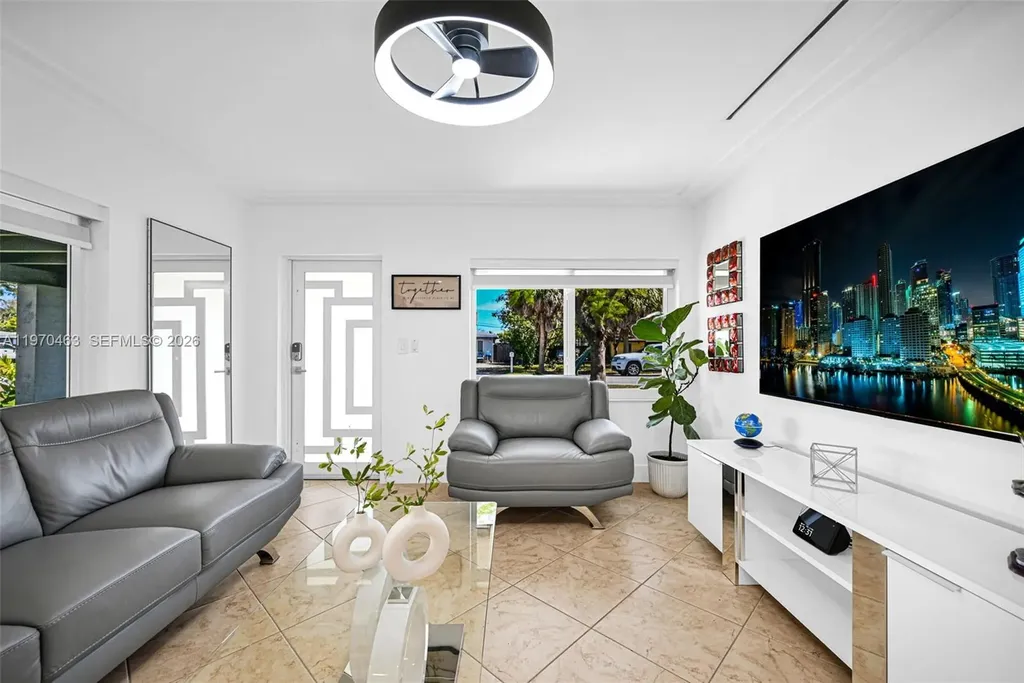 1221 NW 7th Avenue Fort Lauderdale FL 33311