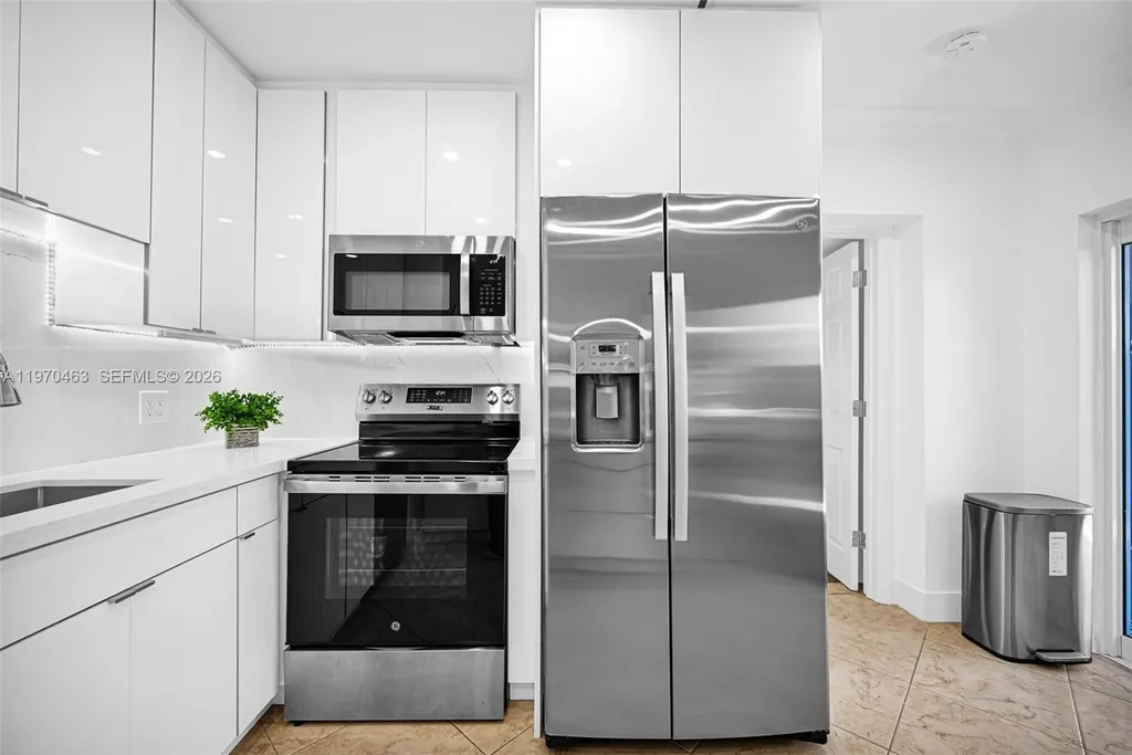 1221 NW 7th Avenue Fort Lauderdale FL 33311