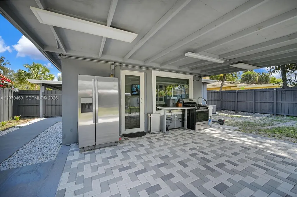 1221 NW 7th Avenue Fort Lauderdale FL 33311