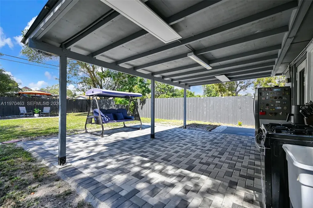 1221 NW 7th Avenue Fort Lauderdale FL 33311