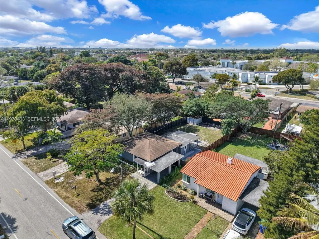 1221 NW 7th Avenue Fort Lauderdale FL 33311