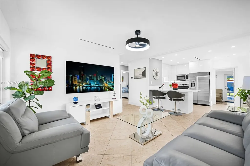 1221 NW 7th Avenue Fort Lauderdale FL 33311