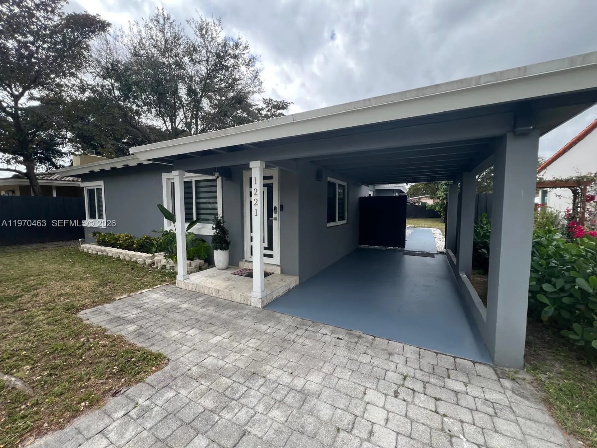 1221 NW 7th Avenue Fort Lauderdale FL 33311