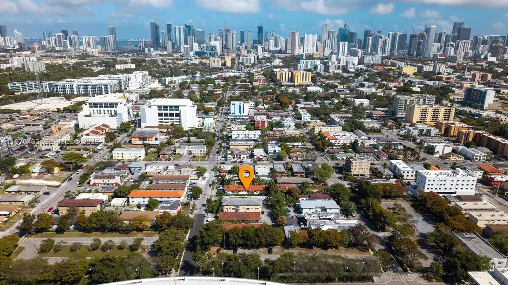 1330 NW 5th Street Miami FL 33125
