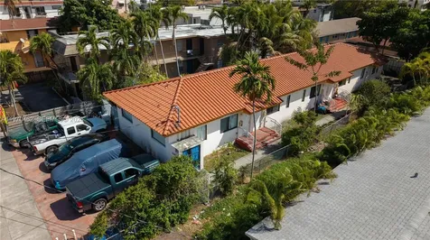 1330 NW 5th Street Miami FL 33125