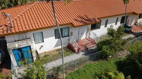 1330 NW 5th Street Miami FL 33125
