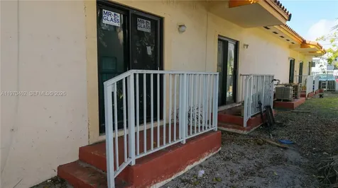 1330 NW 5th Street Miami FL 33125