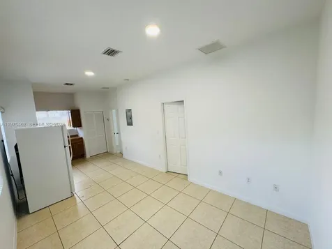 1330 NW 5th Street Miami FL 33125