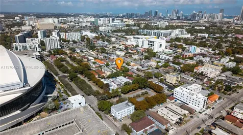 1330 NW 5th Street Miami FL 33125