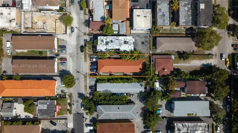 1330 NW 5th Street Miami FL 33125