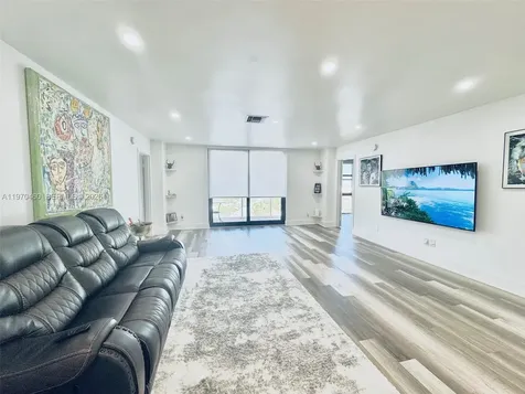 13499 Biscayne Boulevard North Miami FL 33181