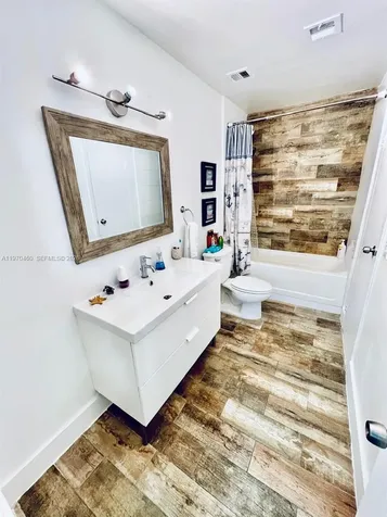 13499 Biscayne Boulevard North Miami FL 33181