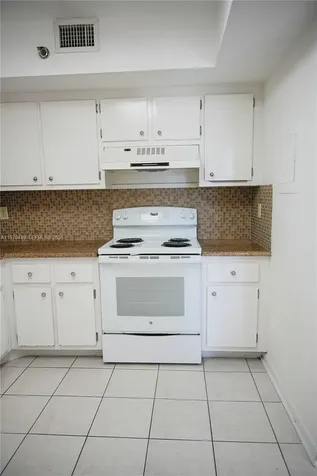 901 Hillcrest Drive Hollywood FL 33021