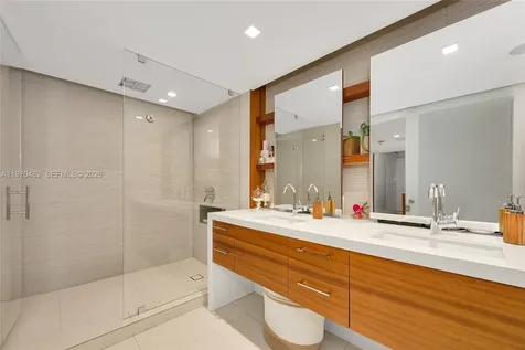 199 Ocean Lane Drive Key Biscayne FL 33149