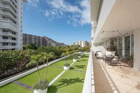 199 Ocean Lane Drive Key Biscayne FL 33149