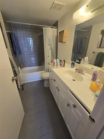 9688 Fontainebleau Boulevard Miami FL 33172