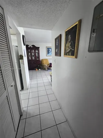 9688 Fontainebleau Boulevard Miami FL 33172