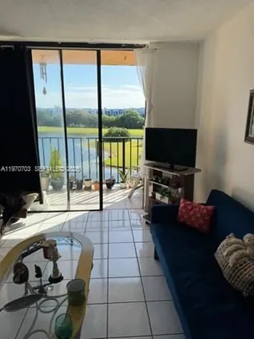 9688 Fontainebleau Boulevard Miami FL 33172