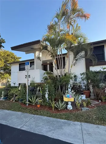 201 Lake Pointe Drive Lauderdale Lakes FL 33309