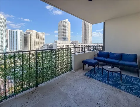 520 Brickell Key Drive Miami FL 33131