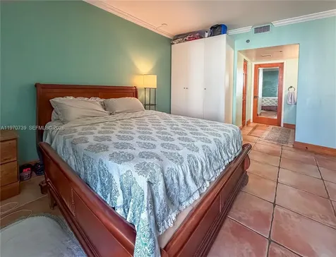 520 Brickell Key Drive Miami FL 33131
