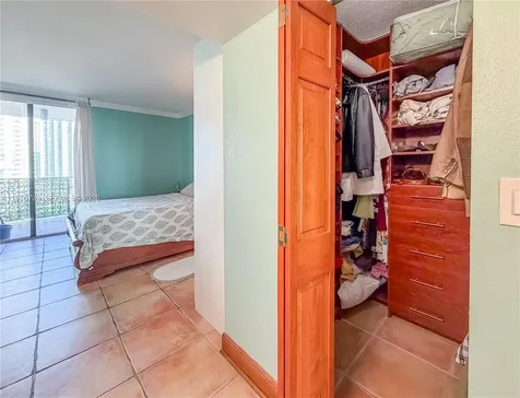 520 Brickell Key Drive Miami FL 33131