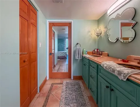 520 Brickell Key Drive Miami FL 33131