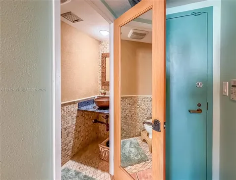520 Brickell Key Drive Miami FL 33131