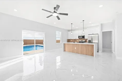 25 Diplomat Parkway E Cape Coral FL 33909