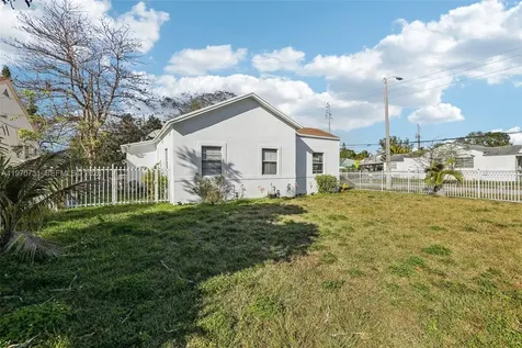 6402 NW 8th Avenue Miami FL 33150