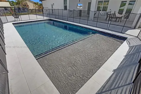13673 N 77th Place N Loxahatchee FL 33412