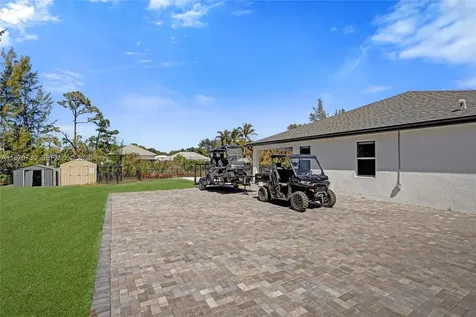 13673 N 77th Place N Loxahatchee FL 33412
