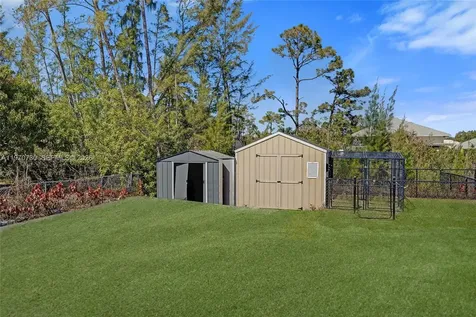 13673 N 77th Place N Loxahatchee FL 33412