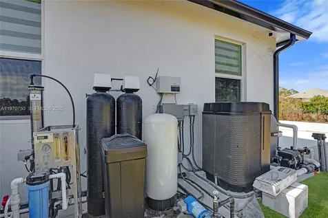 13673 N 77th Place N Loxahatchee FL 33412