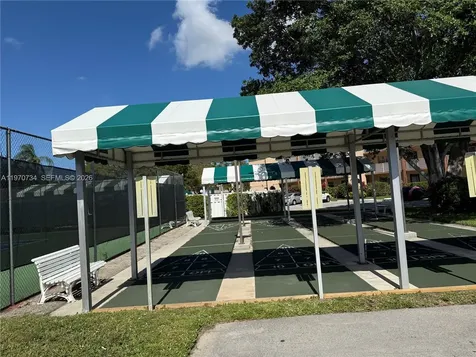 2721 N Pine Island Road Sunrise FL 33322