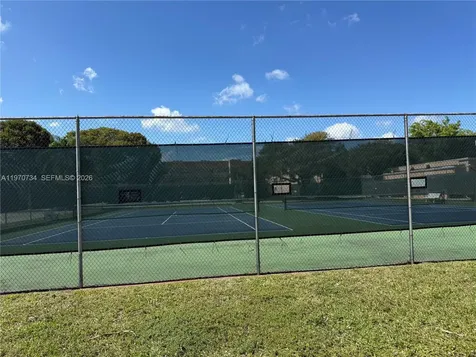 2721 N Pine Island Road Sunrise FL 33322