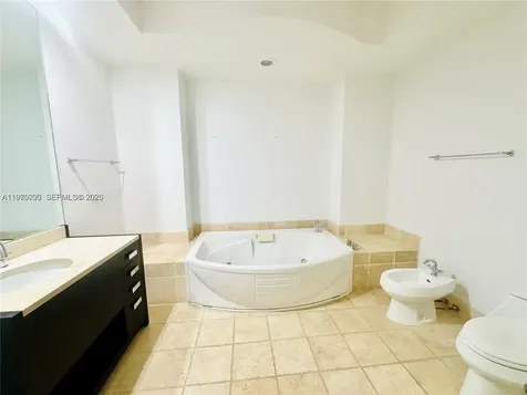 18201 Collins Avenue Sunny Isles Beach FL 33160