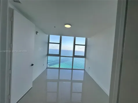 18201 Collins Avenue Sunny Isles Beach FL 33160