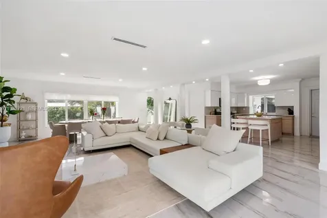1001 NE 86th Street Miami FL 33138