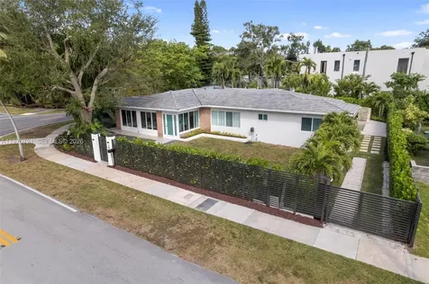 1001 NE 86th Street Miami FL 33138